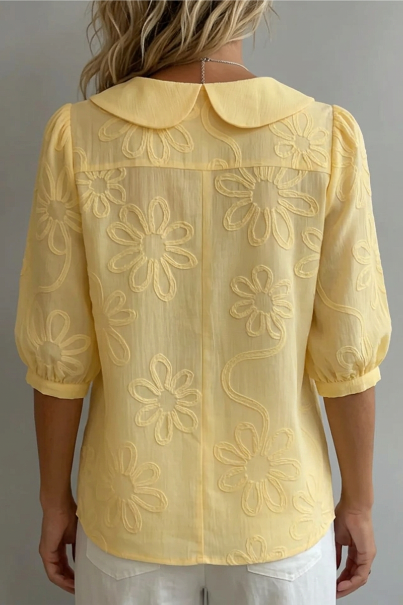Blusa de mujer Fiora floral, transpirable para primavera y verano, diseño elegante y casual.