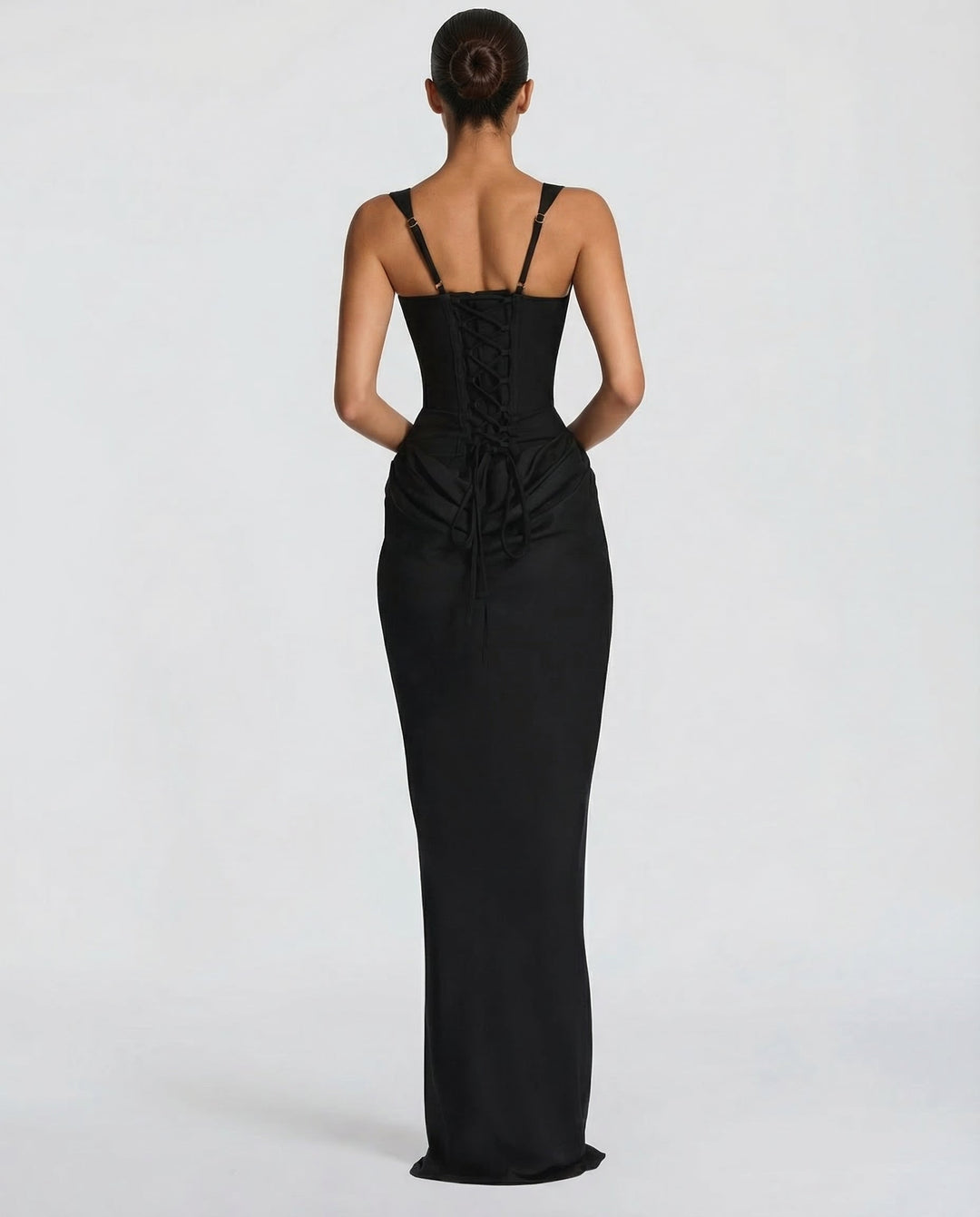 Vestido moda mujer, diseño maxi con corsé y efecto reloj de arena, sofisticado.