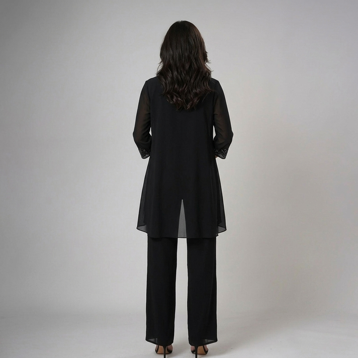 Pantalón fluido, chaqueta y top. Conjunto mujer tres piezas elegante para ceremonia y eventos formales.
