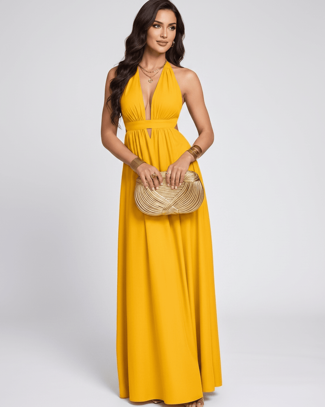 Ropa elegante: Vestido maxi fluido con escote halter. Vestido largo de verano para mujer, sin mangas.