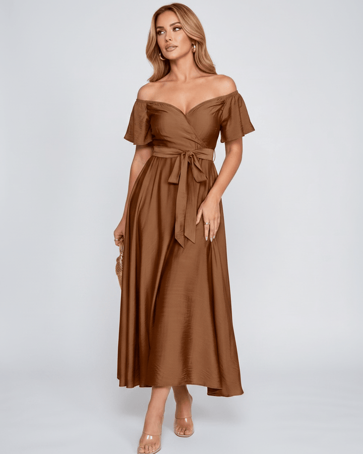 Vestido maxi chic con hombros descubiertos para mujer, elegante y cómodo, ideal para la noche.