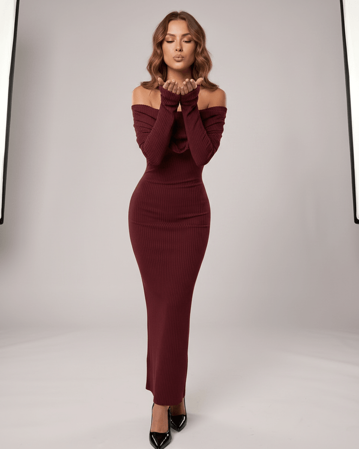 Maxi vestido fiesta con escote y manga larga. Elegante y versátil para mujer.