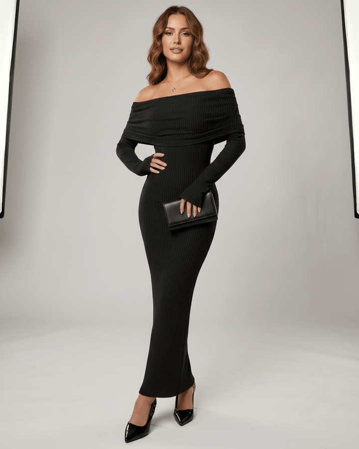Moda noche: Vestido elegante mujer, maxi, escote y silueta ajustada. Vibrante.