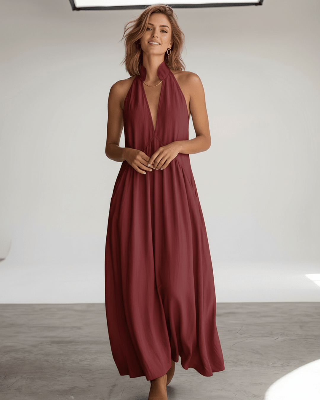 Vestido halter casual y elegante, perfecto para el verano y eventos relajados, muy cómodo.