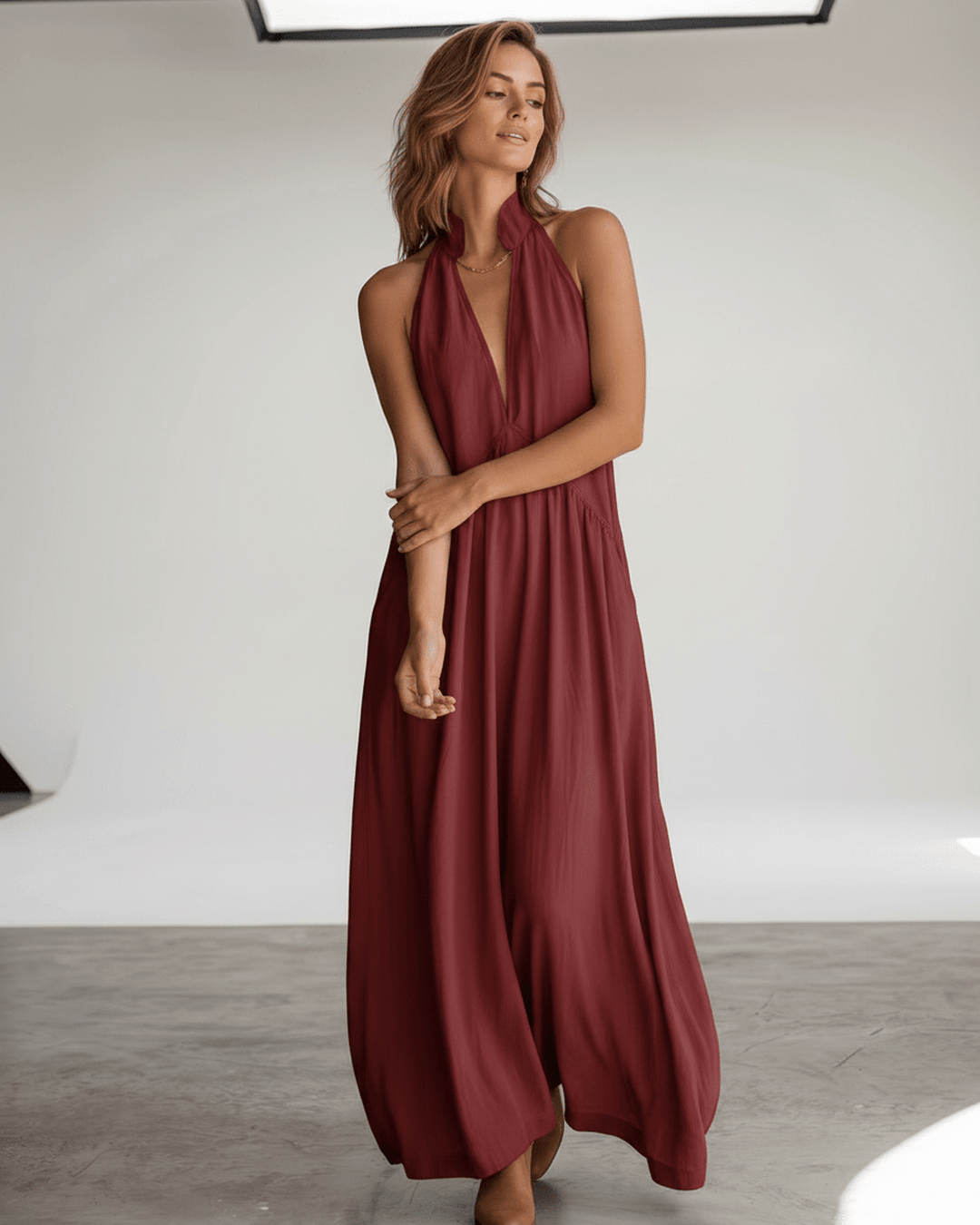 Vestido halter largo, versátil para playa o noche de verano, cómodo y chic con bolsillos.