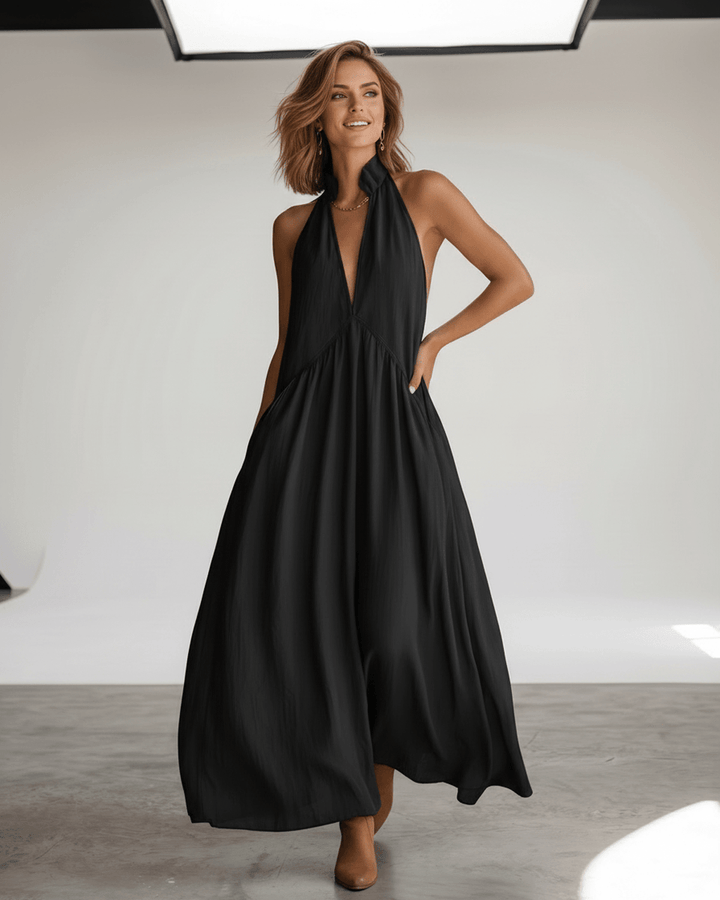 Vestido halter moderno y maxi, perfecto para la mujer que busca elegancia sin esfuerzo.
