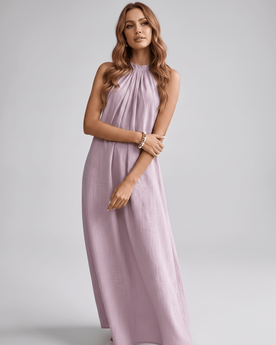 Elegante vestido halter para mujer, moda casual para cualquier escapada.