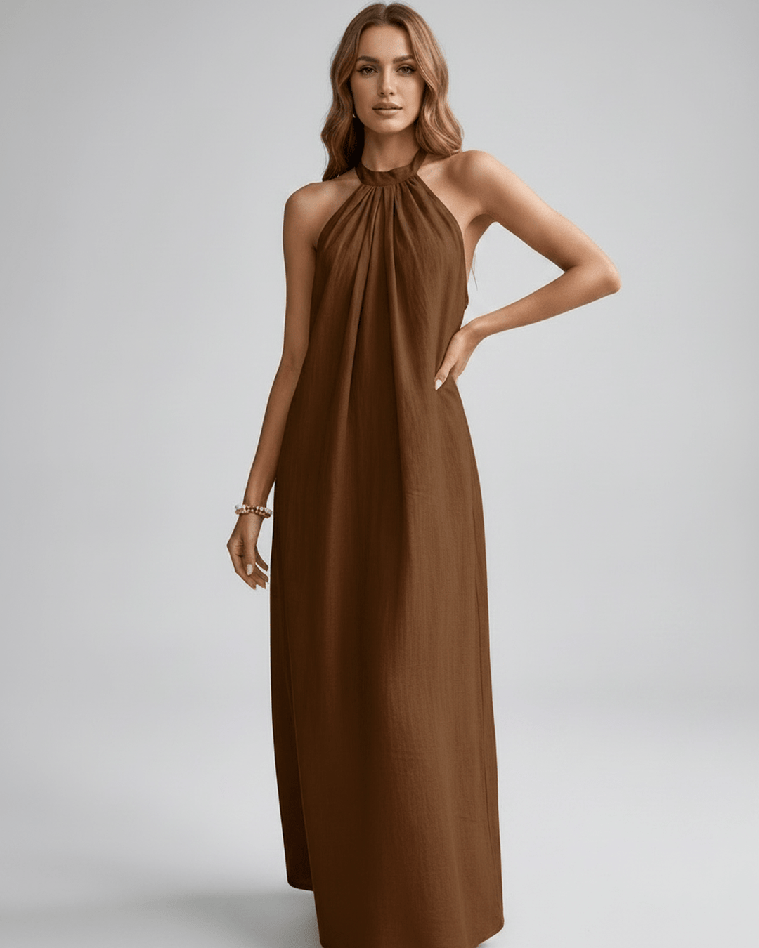 Vestido de verano halter, estilo bohemio para mujer. Confort en tus vacaciones.