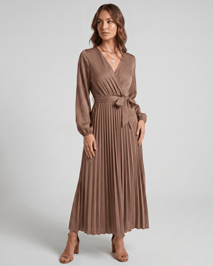 Vestido de mujer Elara, maxi y con escote V, para un estilo deslumbrante.
