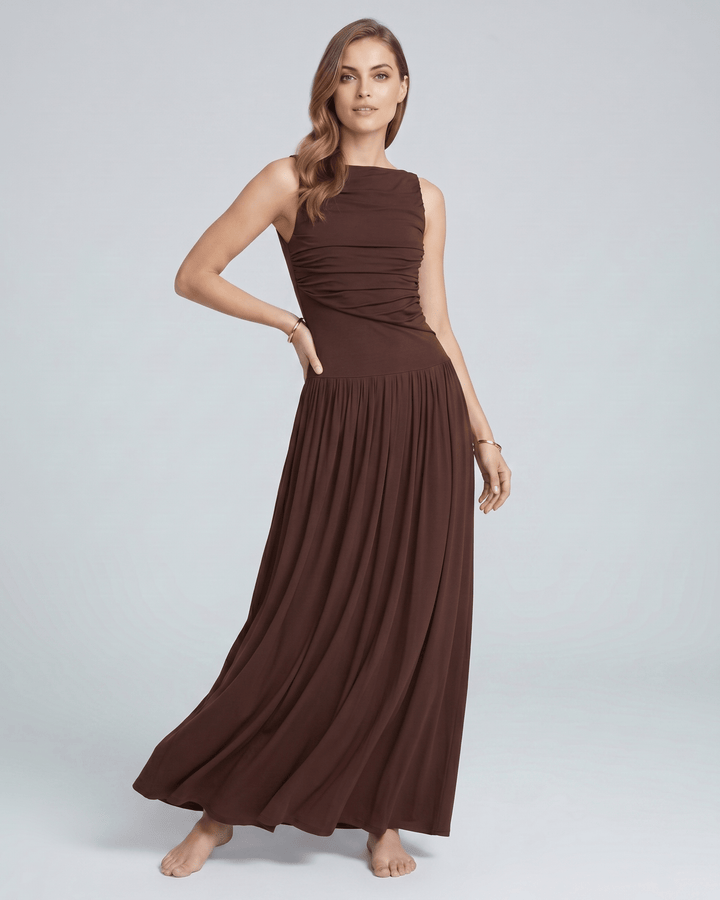 Vestido maxi Aurea de noche, con escote barco fruncido. Muy sofisticado y cómodo.