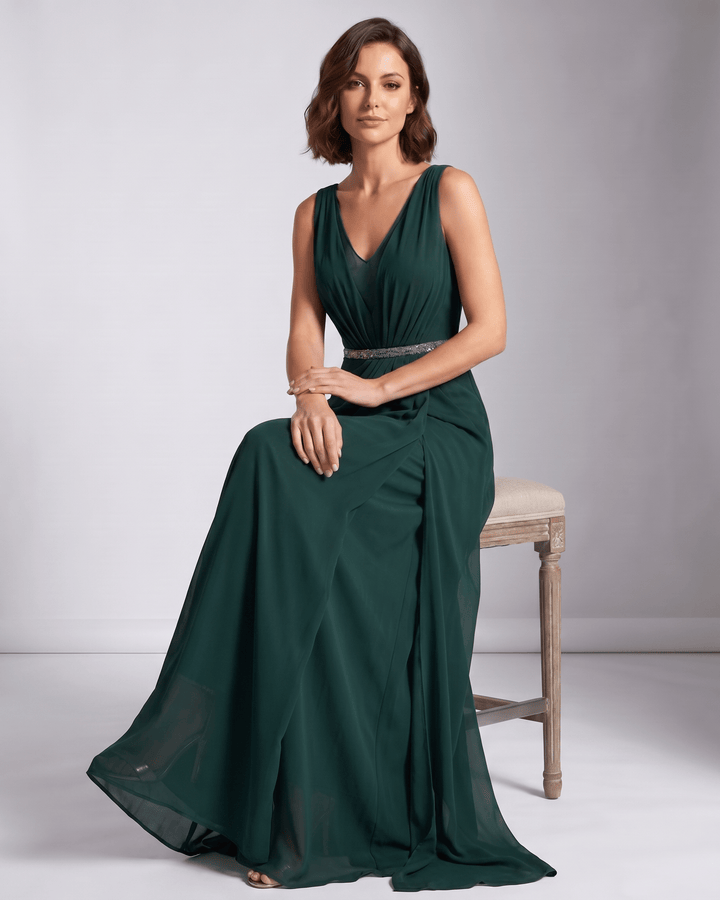 Vestido de noche formal para mujer, modelo Elara, largo, plisado, sin mangas, perfecto para fiestas.