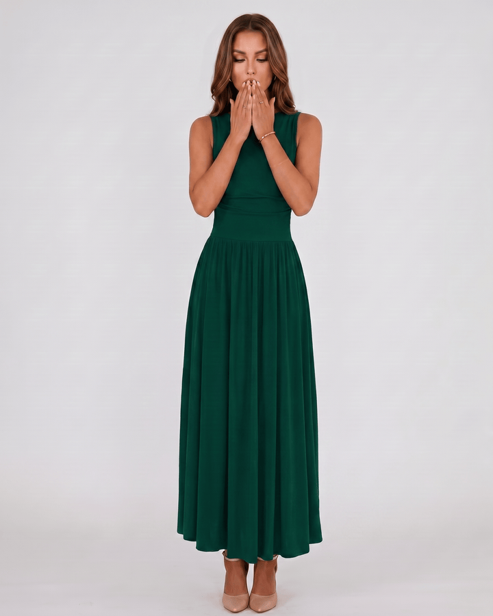 Vestido maxi de moda Aurelia, sin mangas, un clásico de verano para mujer, chic y relajado.