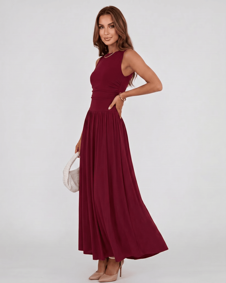 Vestido maxi casual Aurelia para mujer, ligero y fluido, ideal para un look de día o noche.
