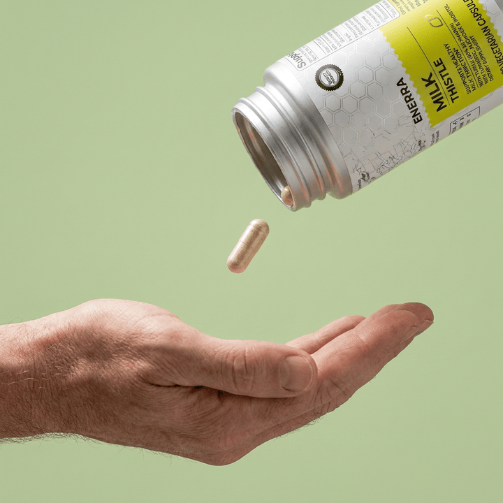Frasco de Cardo Mariano con Cúrcuma y Vitamina C. Apoyo hepático, desintoxicación y bienestar.