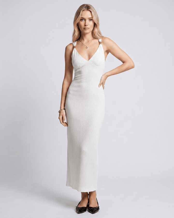 Vestido de mujer ceñido, maxi y elegante, con escote en V. Perfecto para una ocasión especial de noche.