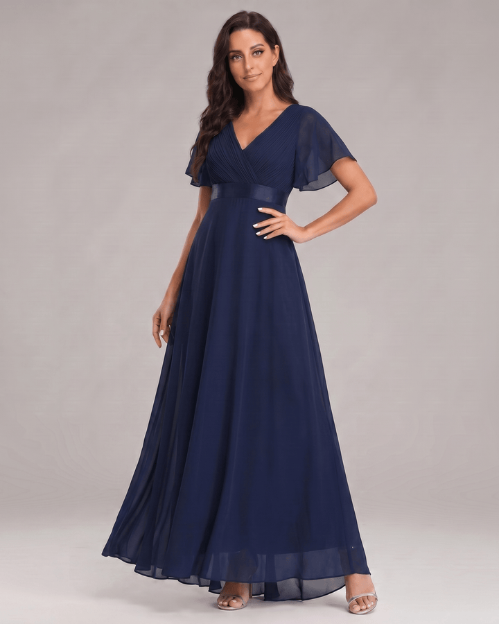 Vestido de noche formal, maxi, escote V, mangas cortas, sofisticado.