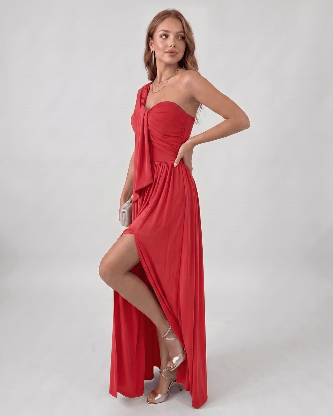 Vestido de fiesta cóctel, estilo maxi fluido de un hombro, ropa elegante para mujer.