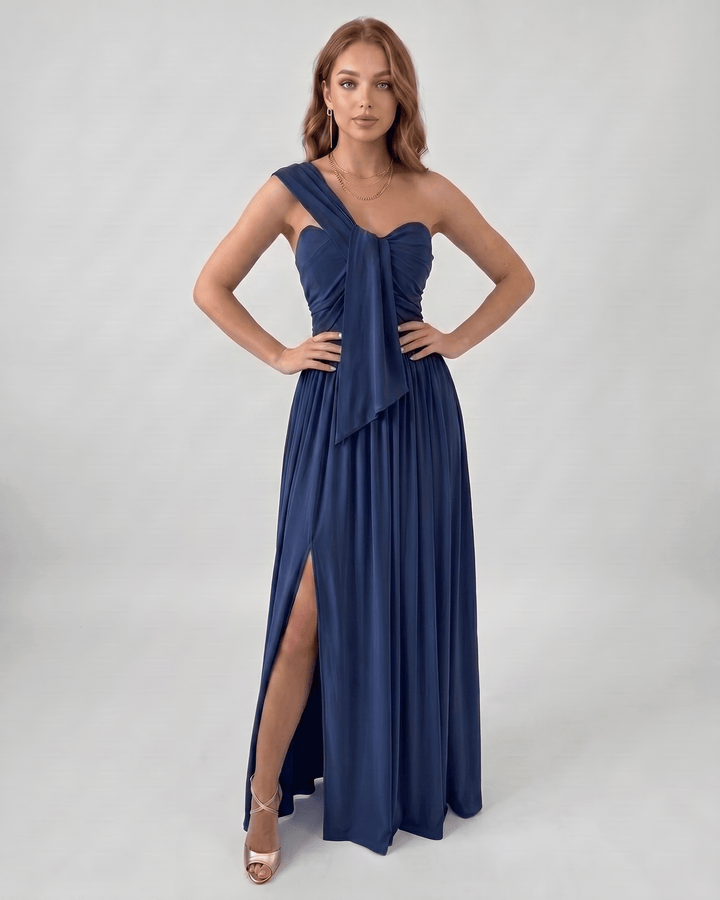 Vestido formal para mujer, maxi y de un hombro, diseño asimétrico fluido, sofisticado.