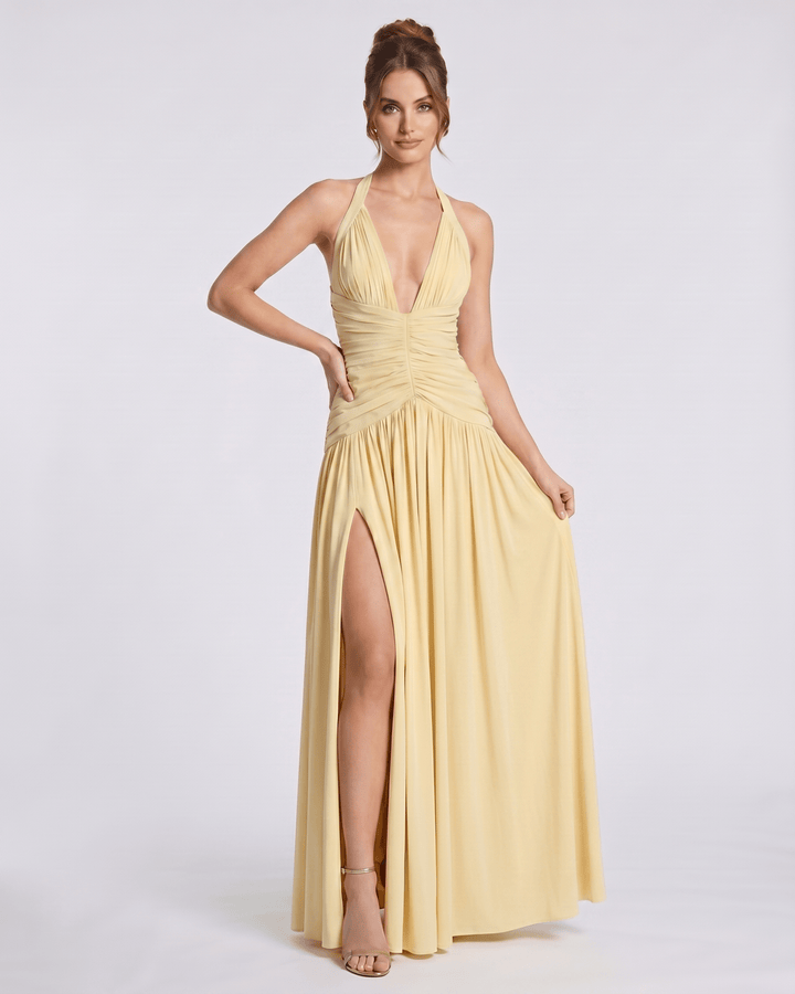 Vestido de fiesta elegante para mujer, estilo maxi, con detalle fruncido y escote halter.