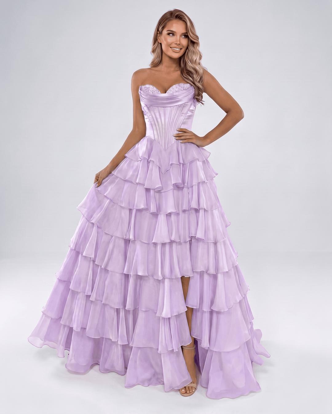 Vestido formal de mujer, escote corazón. Maxi, elegante y sin tirantes para noches de gala.