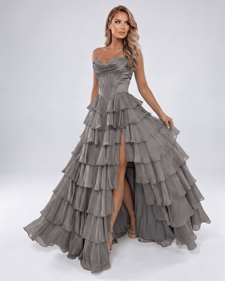 Vestido maxi de mujer, elegante y formal. Escote corazón y silueta A-line, sin tirantes.