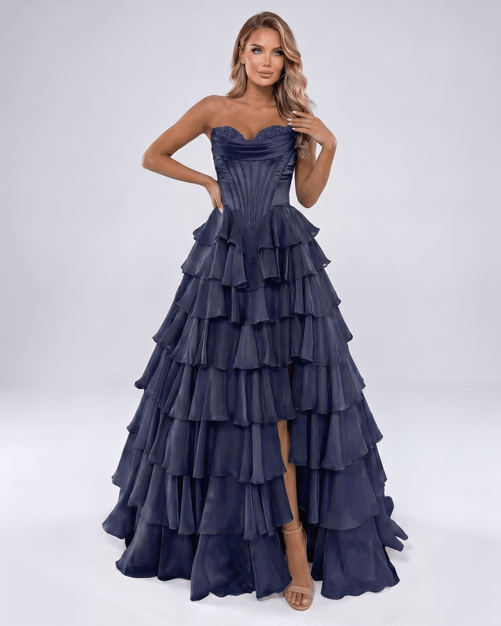 Vestido de boda mujer, elegante y formal. Escote corazón, maxi y con volantes A-line.