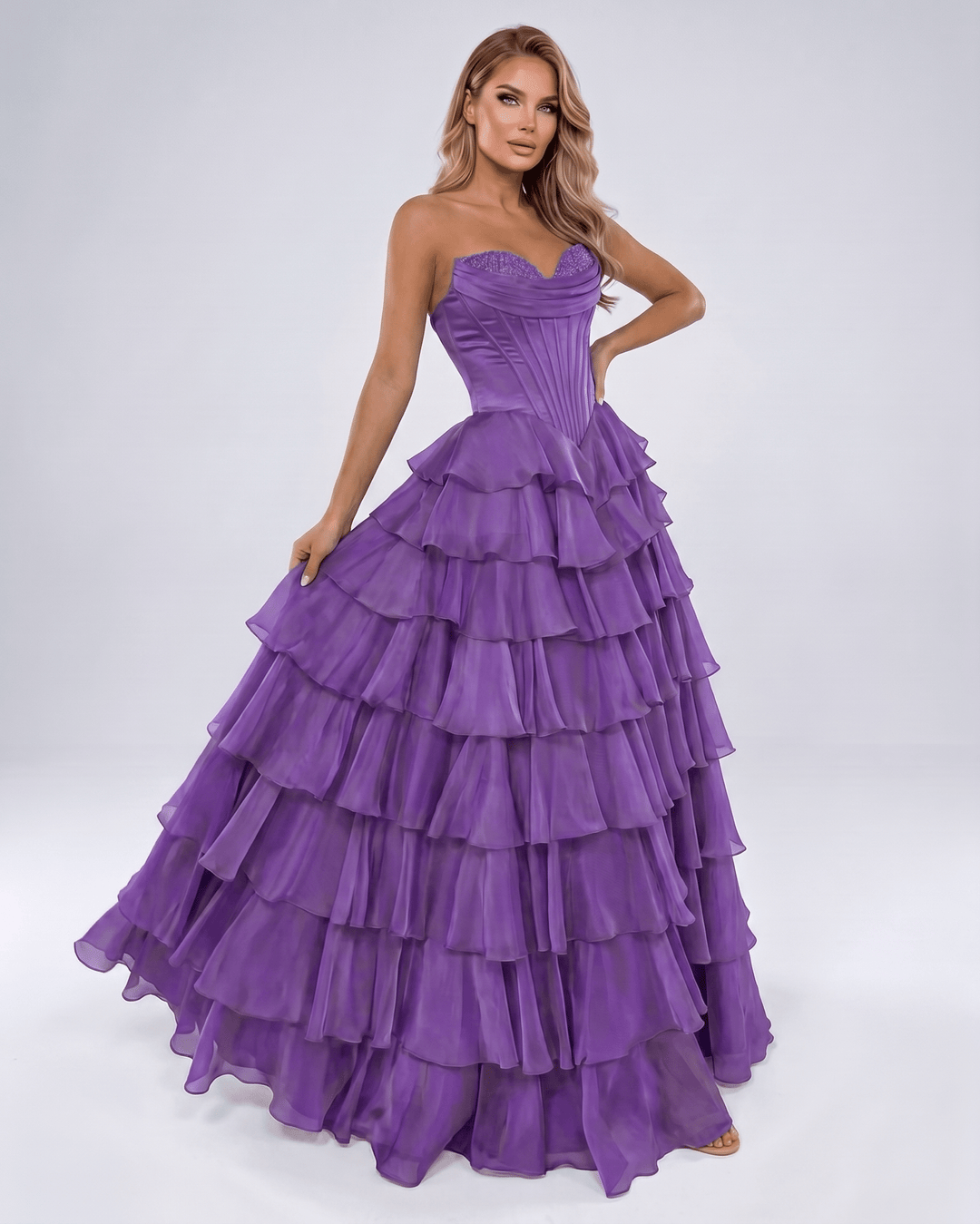 Vestido de noche elegante, escote corazón. Maxi, formal, sin tirantes, volantes para mujer.
