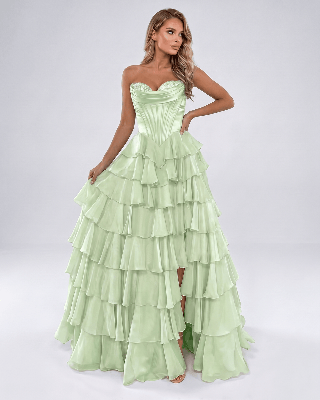 Maxi vestido elegante para mujer, escote corazón. Formal, sin tirantes, volantes para noche.