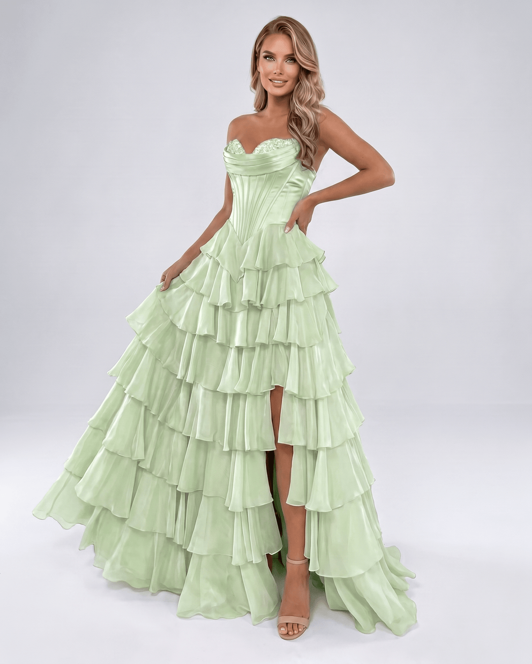 Vestido de noche mujer, escote corazón, volantes. Maxi, sin tirantes, elegante para gala.