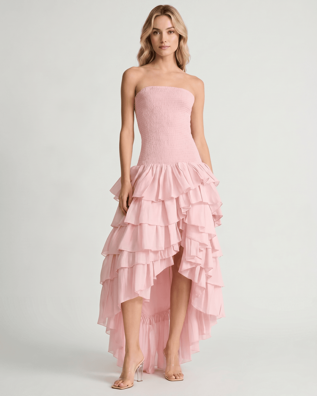 Vestido femenino con silueta A, elegante y sin mangas, ideal para ocasiones especiales.