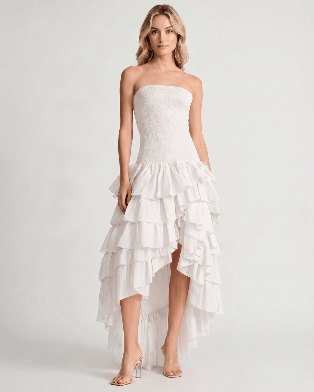 Vestido largo de verano, dobladillo asimétrico, fluido y elegante para invitada de boda.