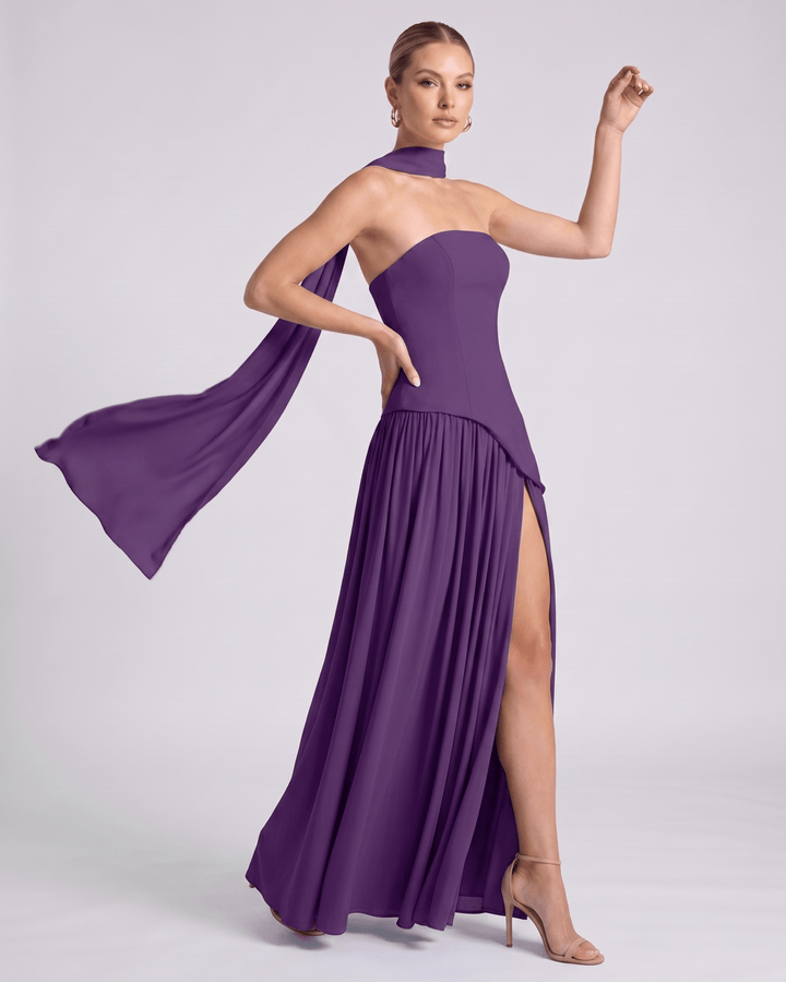 Elegante vestido maxi Aureline para mujer, estilo halter, falda plisada, noches inolvidables.