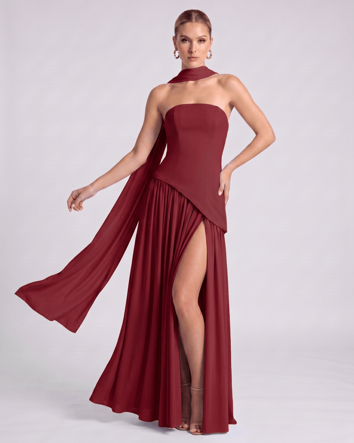 Vestido Aureline para ocasiones especiales, falda plisada, estilo halter, sin mangas, de ensueño.