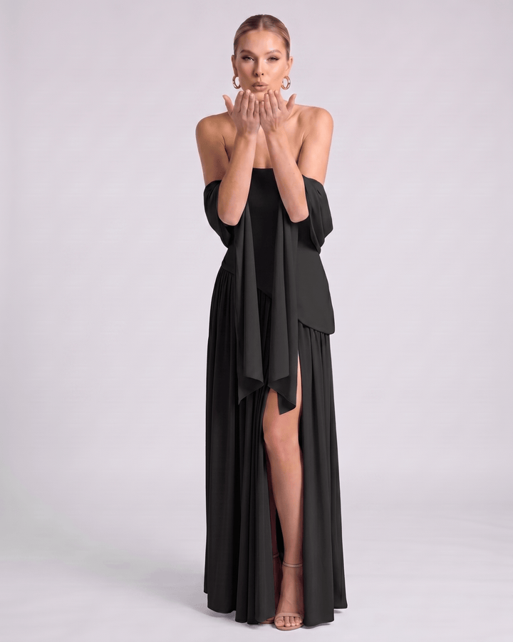 Elegante vestido largo Aureline para eventos, sin mangas, falda plisada, estilo halter.