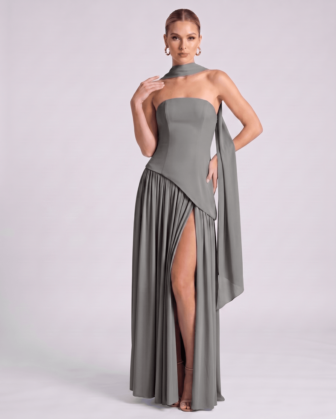 Vestido elegante Aureline para mujer, falda plisada, estilo halter, noches de celebración.