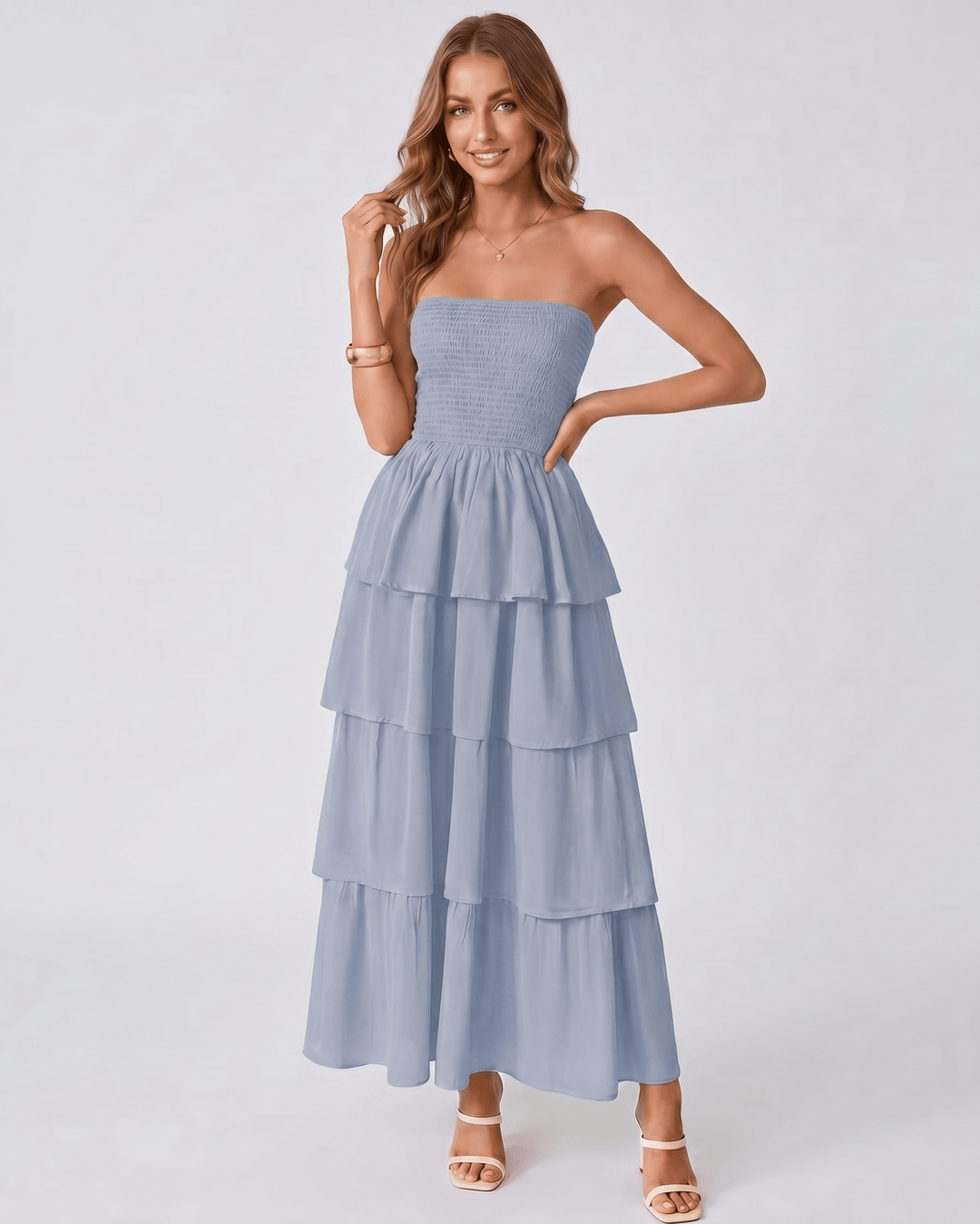 Vestido Solenne mujer, sin tirantes. Maxi, con volantes, perfecto para una ocasión especial y chic.