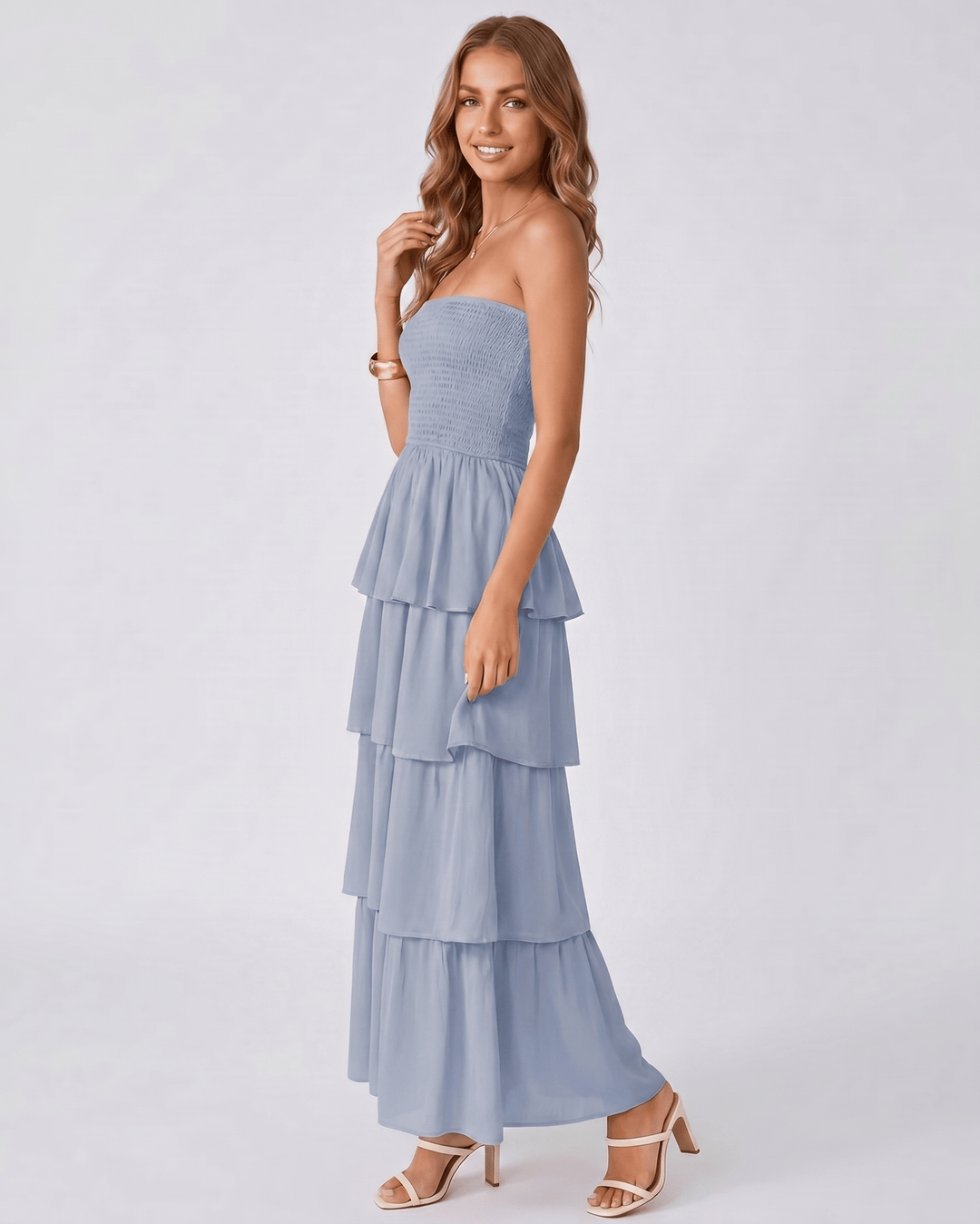 Vestido maxi de mujer Solenne sin tirantes, con volantes. Estilo veraniego y elegante para cócteles.