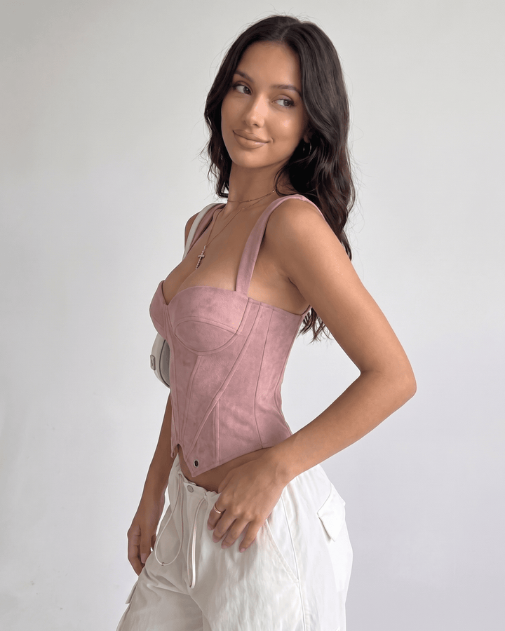 Bustier de fiesta estructurado para mujer, look impactante de noche.