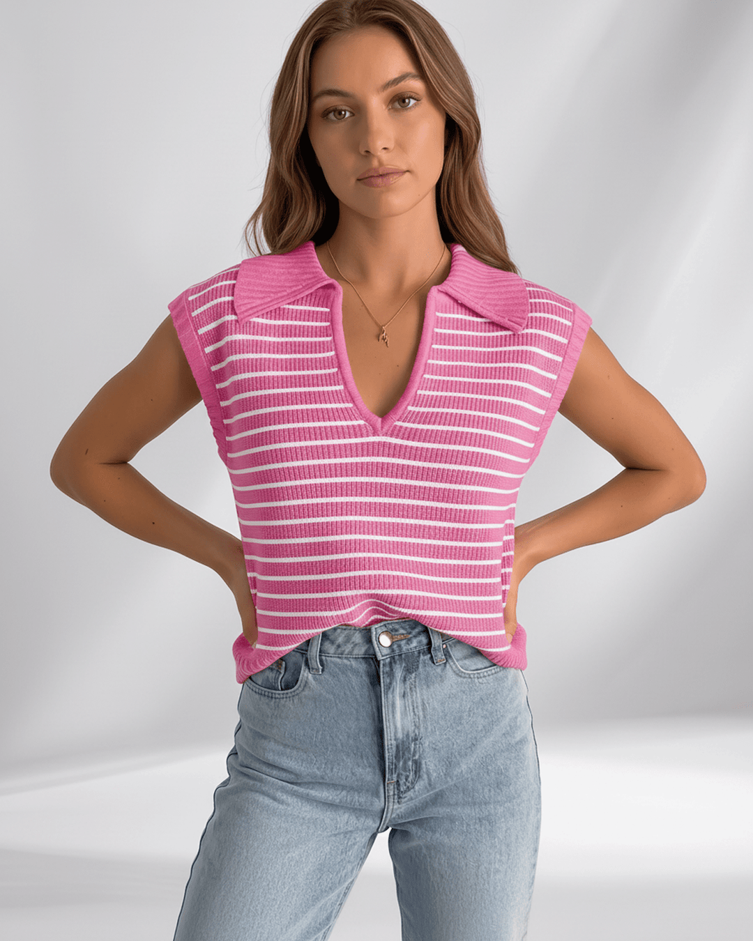 Camiseta de rayas finas, manga corta, para mujer. Estilo moderno y confort diario.