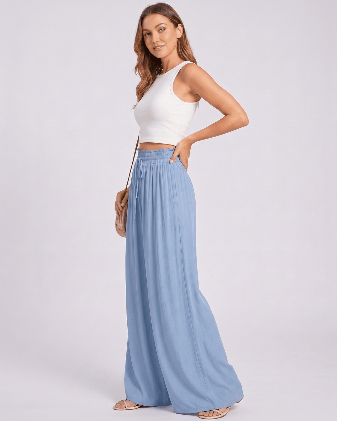 Pantalones casuales Selene mujer, cintura alta, pierna ancha, estilo relajado para verano.