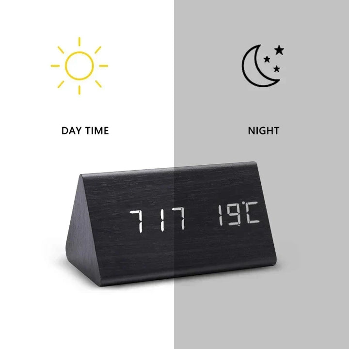 Reloj de madera claro. Despertador LED digital con voz y temperatura, diseño moderno para dormitorio.