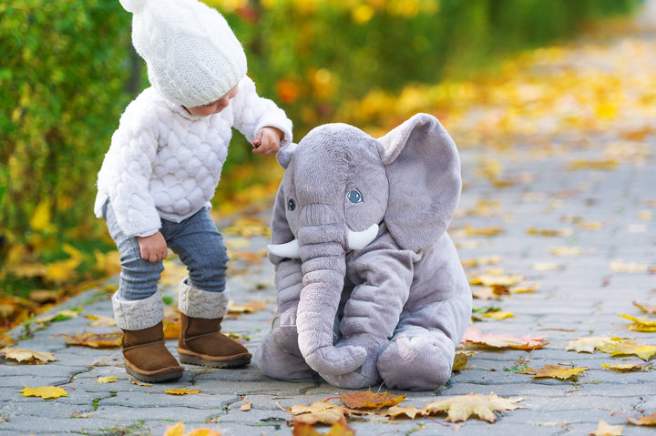 Juguetón elefante de peluche, almohada suave y segura para bebés, ideal para abrazar.