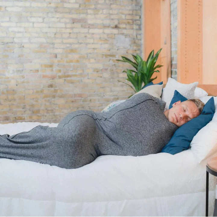 Manta de compresión suave para adultos, su tejido cómodo favorece el descanso profundo.
