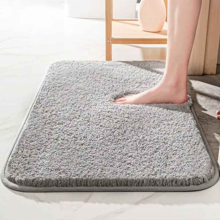Alfombra de baño ultra suave y antideslizante, ideal para mayor seguridad y confort diario en tu baño.