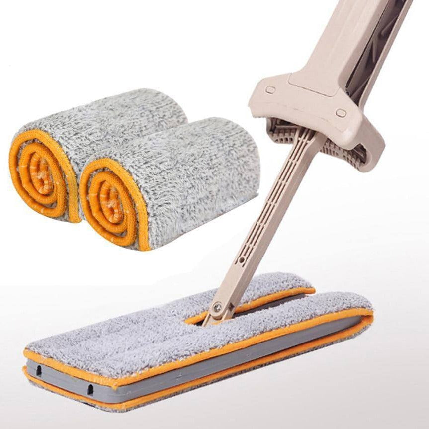 Mopa plana doble cara con auto-escurrido, limpiando suelo. Limpieza eficiente del hogar con mopa giratoria.