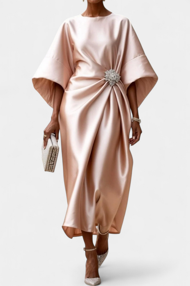Vestido largo y elegante para mujer. Ideal para fiestas, bodas o eventos formales. Moda femenina actual.