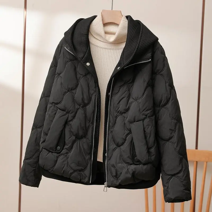 Chaqueta de invierno para mujer, diseño elegante y cálido. Perfecta para moda casual o sofisticada en el frío.