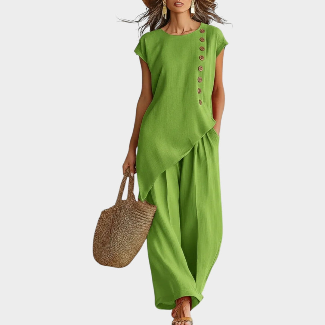 Conjunto de moda de lino fluido para mujer, con corte asimétrico. Estilo veraniego elegante y casual.