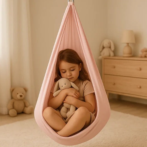 Hamaca sensorial cómoda y segura para niños. Columpio elástico para relajar y jugar.