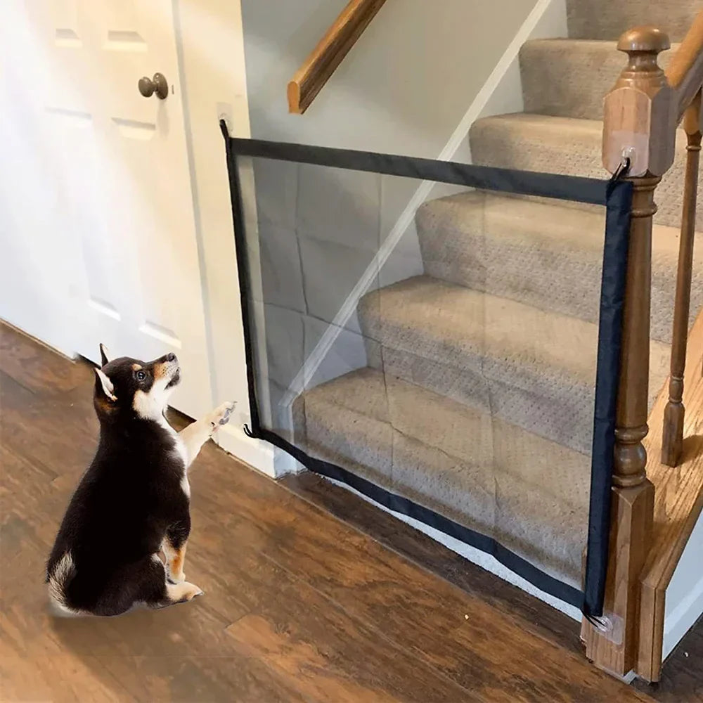 Valla de seguridad plegable para mascotas, ideal para perros y gatos. Barrera portátil de fácil instalación en el hogar.